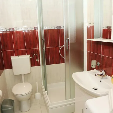 Tonia Br. 1 זבלטיצה