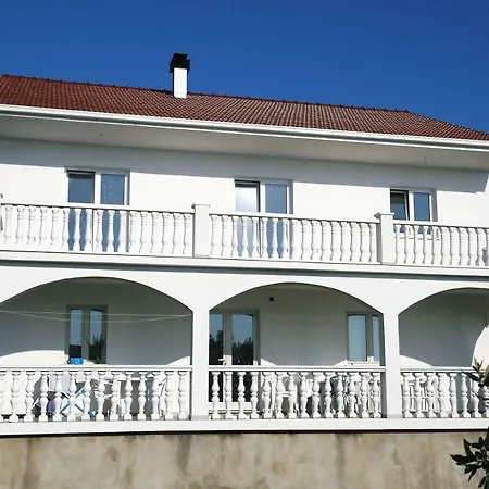 Tonia Br. 1 זבלטיצה