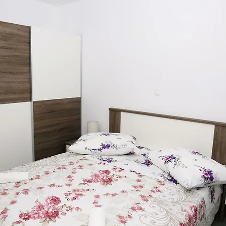 Tonia Br. 1 Apartmán Zavalatica