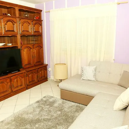 Apartment Tonia Br. 1 *